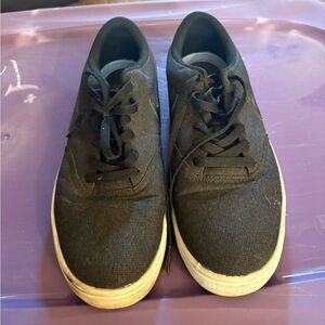 Nike Black and White Sneakers Comfortable Athletic Design